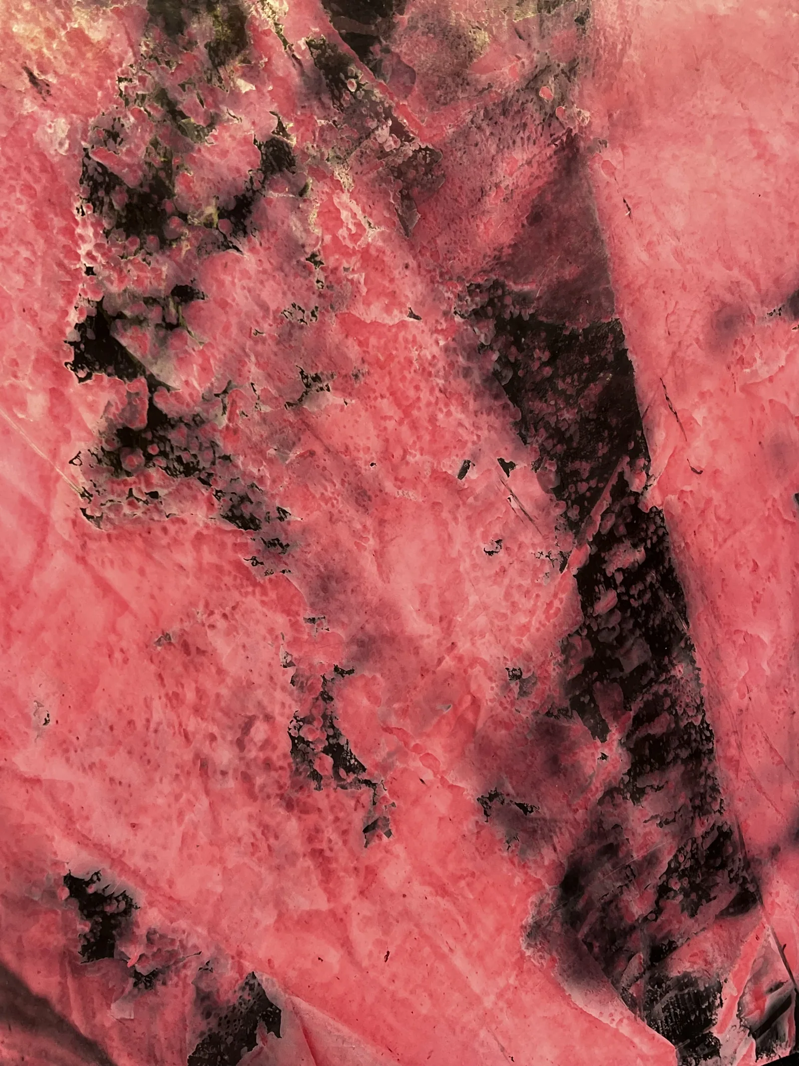 Rose pink and black Grassello with dramatic stone-like veining